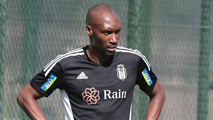 Beşiktaş kaptanı Atiba Hutchinson için karar anı!