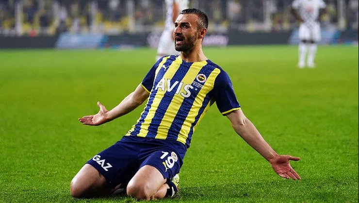 FLAŞ | Serdar Dursun'dan transfer açıklaması! "Beşiktaş veya Galatasaray olabilir..."