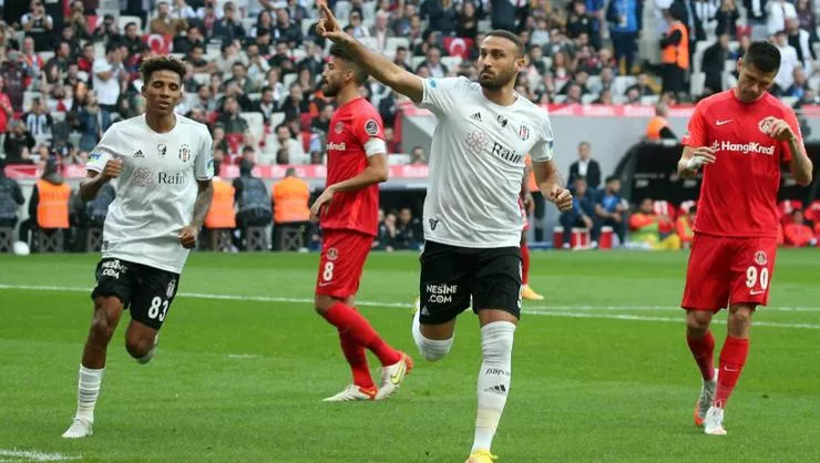 Cenk Tosun’un yeni hedefi Milli Takım’a dönmek