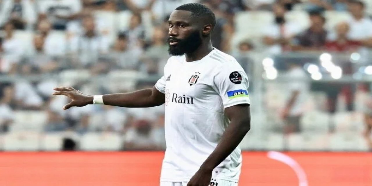 Yeni transferin bileti kesildi!