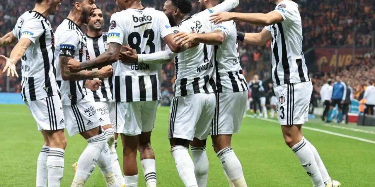 Beşiktaş'a sürpriz teklif: Sofiane Feghouli