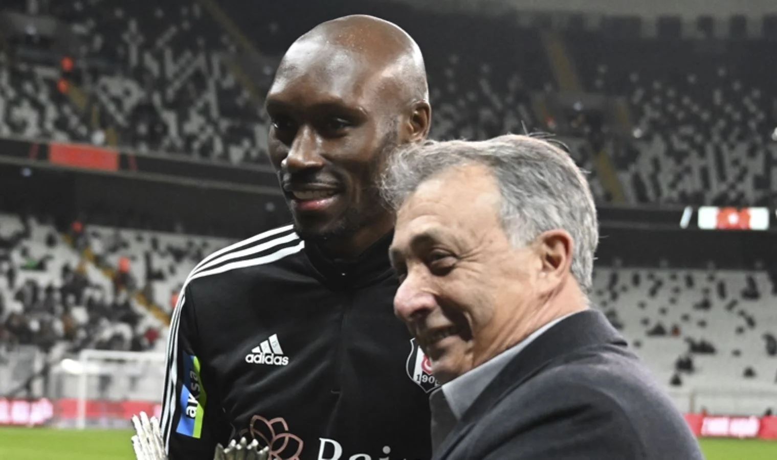 Atiba Hutchinson'dan Beşiktaş kararı!