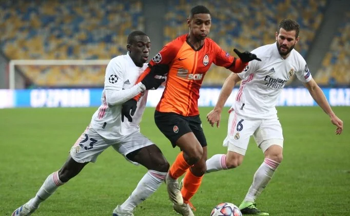 Beşiktaş'tan Tete için buzları kıran teklif