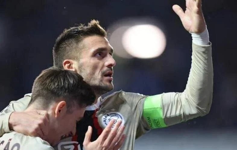 Beşiktaş'ın, Dusan Tadic teklifi