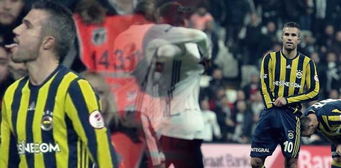 Beşiktaş taraftarı Van Persie'yi unutmadı!