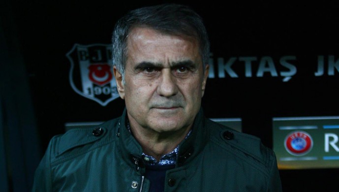 Şenol Güneş'ten maç sonu açıklamalar: "Biraz fazla top kaybı yaptık"