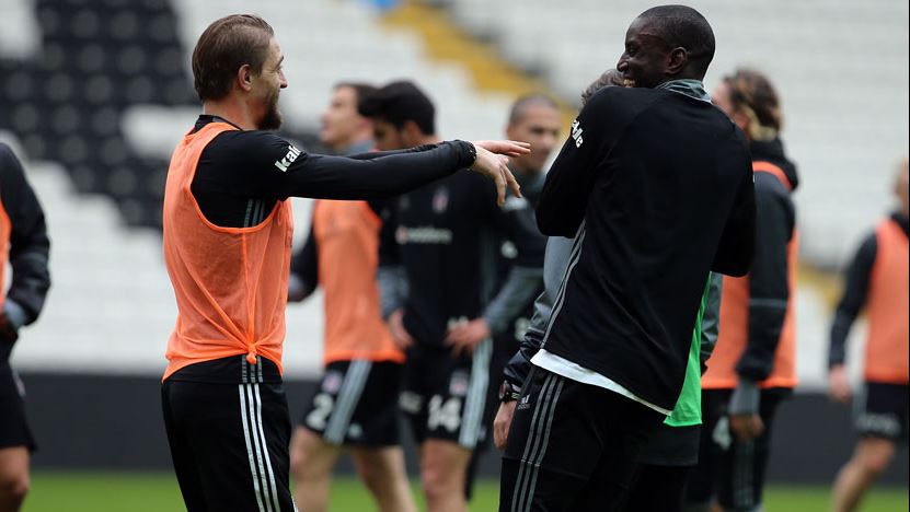 Demba Ba forma istedi, Güneş tarih verdi