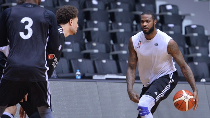 Beşiktaş, Pınar Karşıyaka maçına hazırlanıyor