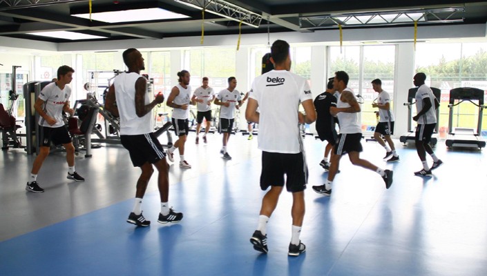 Quaresma ve Aras'sız idman