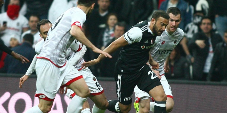 Cenk Tosun'a zorlu rakip! Rekabet başlıyor