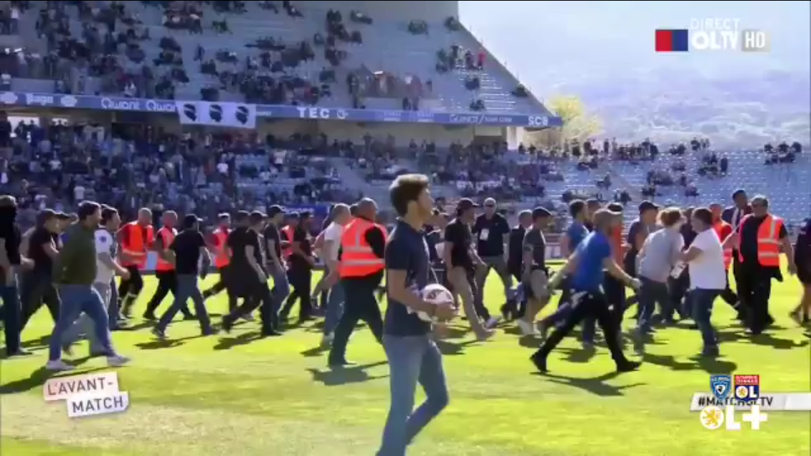 Lyon'un maçına soruşturma!