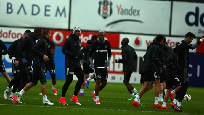 Quaresma takımla birlikte çalıştı! İşte bugünkü antrenmandan notlar