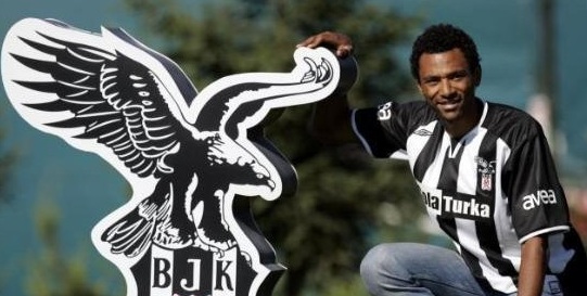 Cisse'den Beşiktaş yorumu: "Gördüğüm en etkili taraftar Türkiye'de"