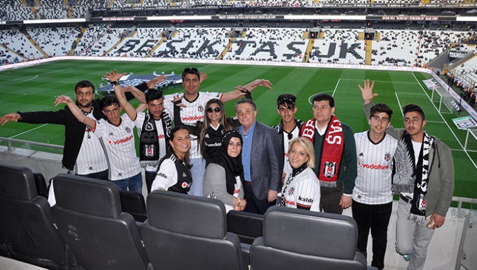 Vodafone Arena'nın özel konukları vardı