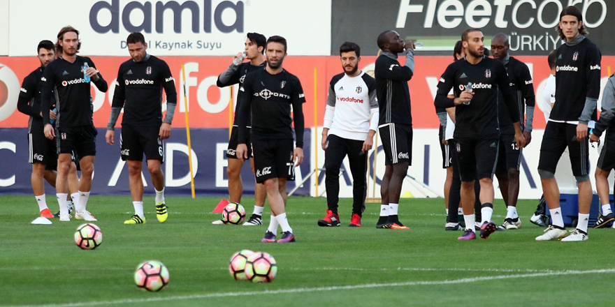Antrenmanlar bitti, Beşiktaş kampa giriyor!