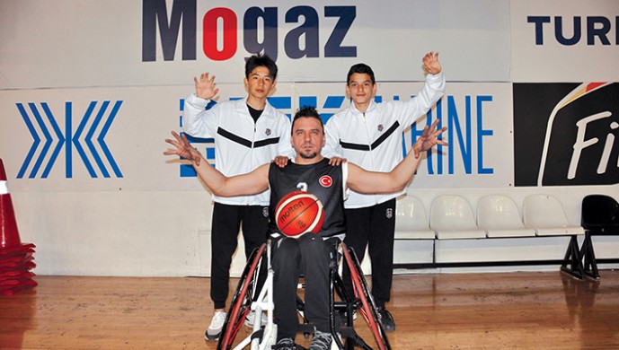 Kaan Dalay: “Evde oturmayın, spor yapın!”