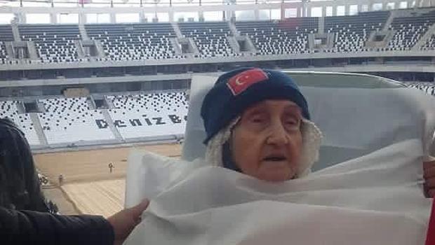 Vodafone Arena'ya sedye ile gelmişti! Meryem Nine’yi kaybettik