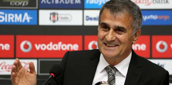 Güneş'ten Donanma yorumu: "Bu taraftara da bu yakışır"