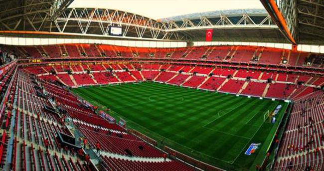 1 Beşiktaş kombinesi fiyatına, 2 G.Saray kombinesi