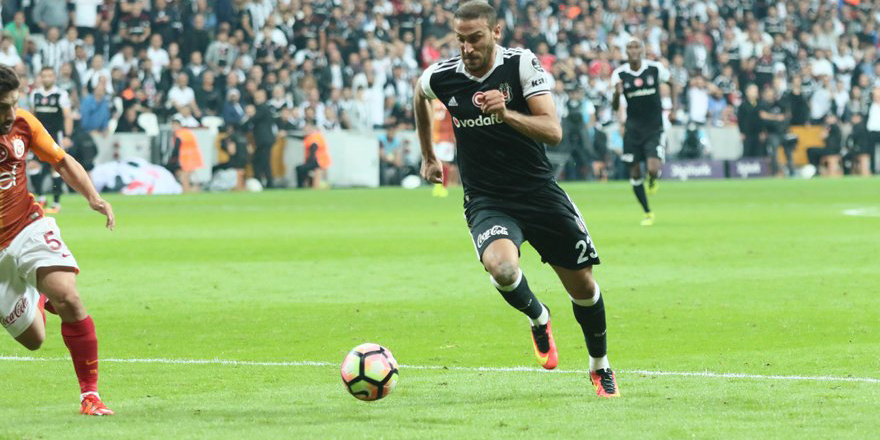 Cenk Tosun tarihe geçti!