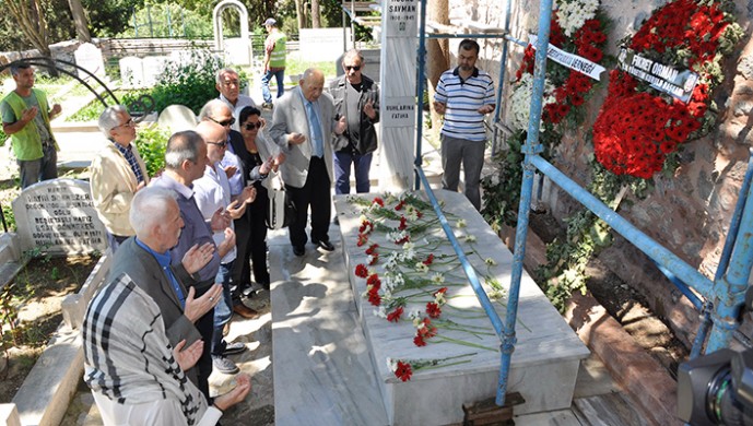 Ahmet Şerafettin Bey, kabri başında anıldı