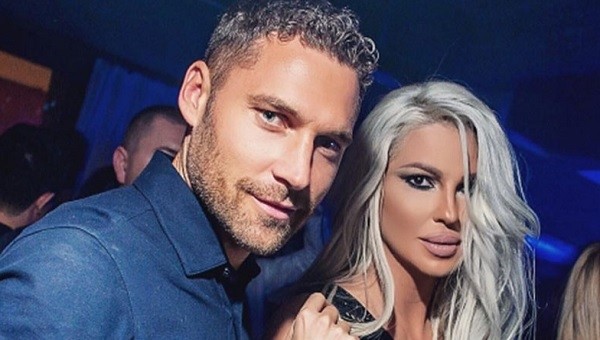 Jelena sahnede, Tosic locada