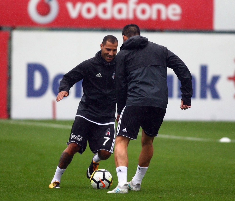 İşte Beşiktaş'ın dünkü idmanından kareler! - Görsel 8