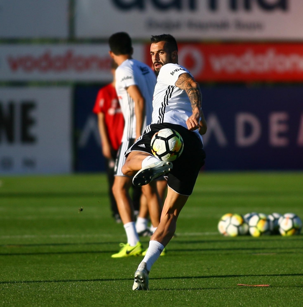 İşte Beşiktaş'ın akşam idmanından kareler! - Görsel 12