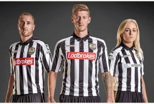 Dünyanın siyah-beyaz takımları! - Görsel 22