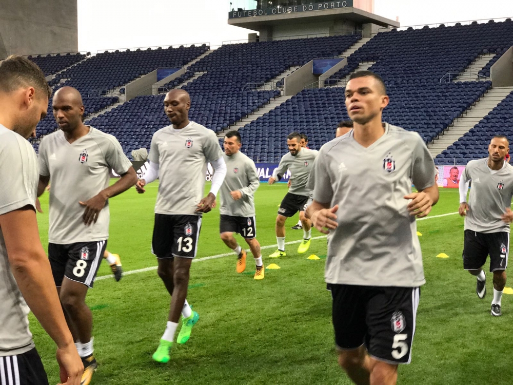 İşte Beşiktaş'ın Dragao Stadı'ndaki idmanından kareler! - Görsel 21