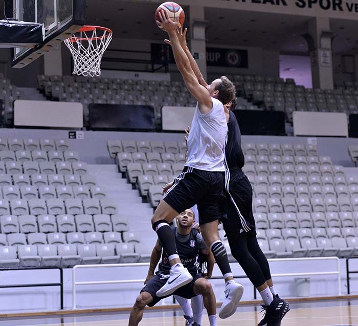 Beşiktaş Sompo Japan antremanından kareler - Görsel 8
