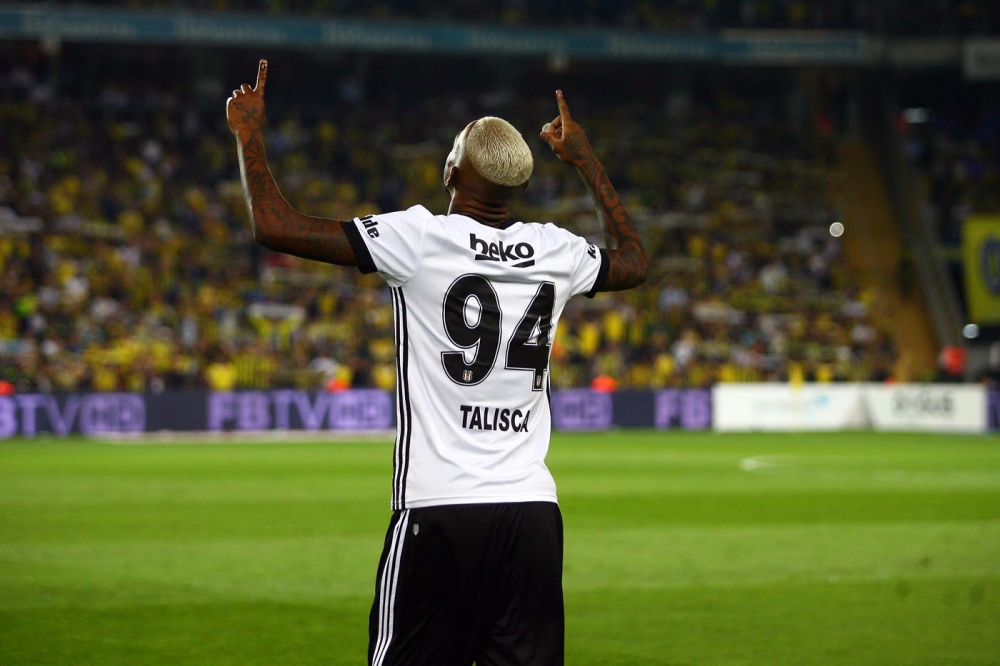 İşte Fenerbahçe-Beşiktaş mücadelesinden kareler! - Görsel 6