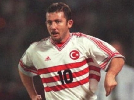 Sergen Yalçın'ın futbolculuk kariyerine yurt dışından bir bakış! - Görsel 2