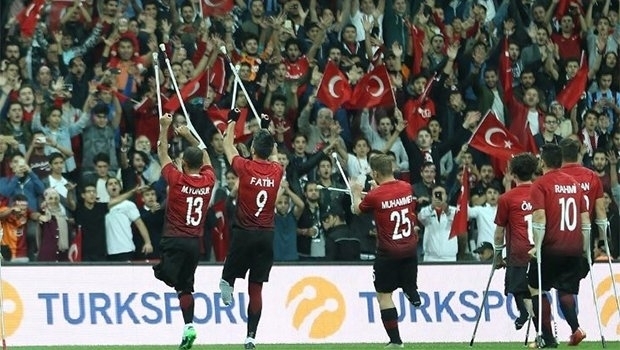 Ampute Futbol Milli Takımı'nın şampiyonluk kutlamalarından kareler - Görsel 11