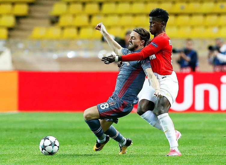 Beşiktaş, Avrupa basınında manşetleri süslüyor - Görsel 10