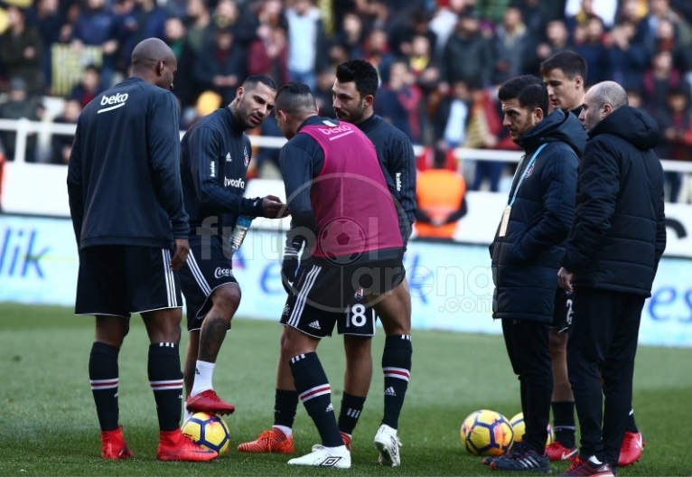Pepe ısınırken sakatladı. İşte o anlar! - Görsel 3