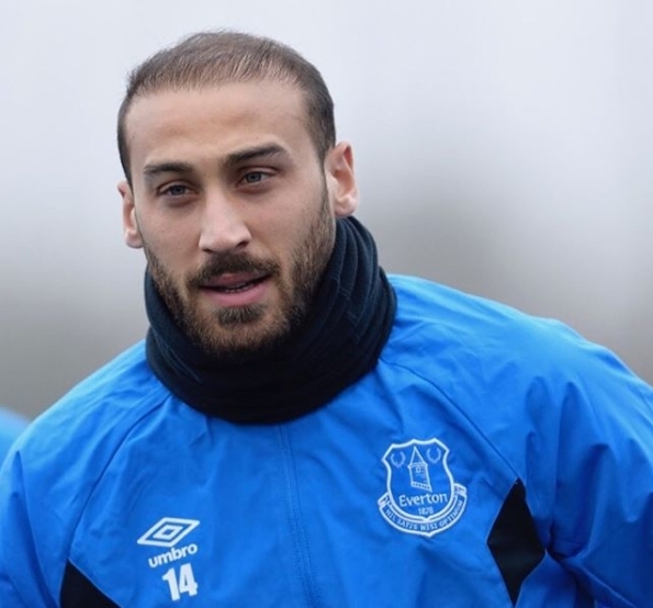 Cenk Tosun'un Everton idmanından görüntüler! - Görsel 3