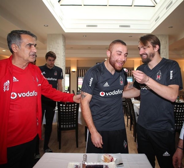 Gökhan Töre'nin doğum günü kutlandı - Görsel 5