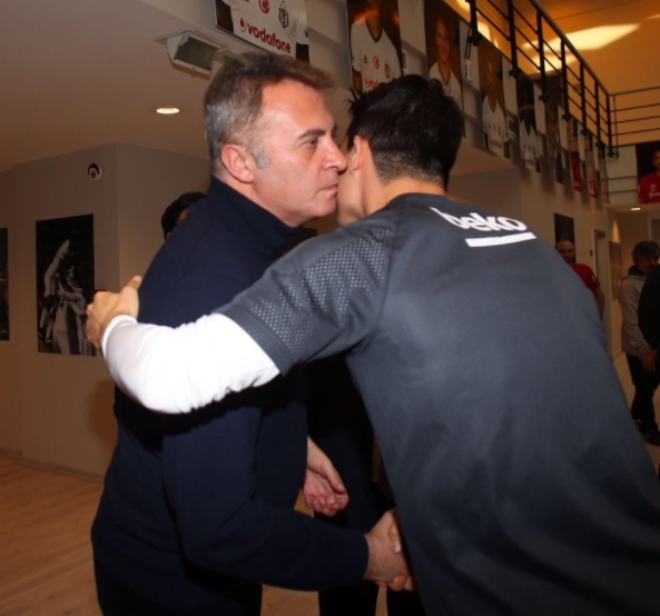 Necip Uysal'ın doğum günü kutlandı - Görsel 1