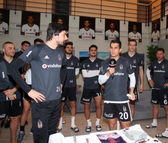 Necip Uysal'ın doğum günü kutlandı - Görsel 13