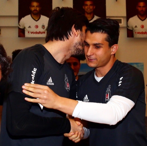 Necip Uysal'ın doğum günü kutlandı - Görsel 2