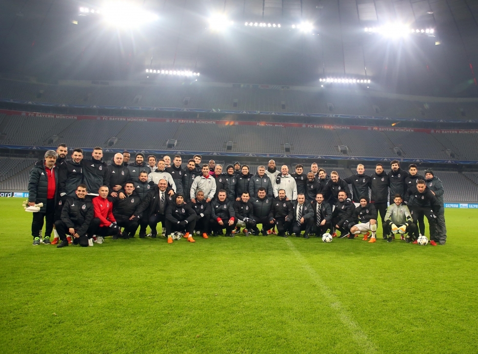 Beşiktaş hazırlıklarını tamamladı. İşte son antrenmandan kareler... - Görsel 14