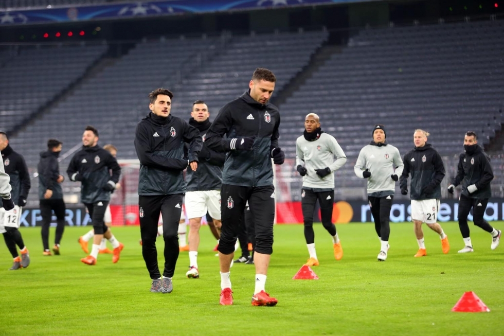 Beşiktaş hazırlıklarını tamamladı. İşte son antrenmandan kareler... - Görsel 3
