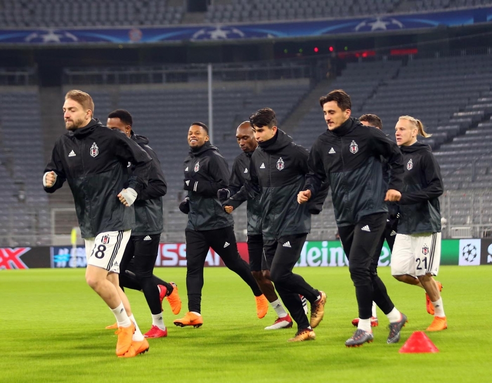 Beşiktaş hazırlıklarını tamamladı. İşte son antrenmandan kareler... - Görsel 5