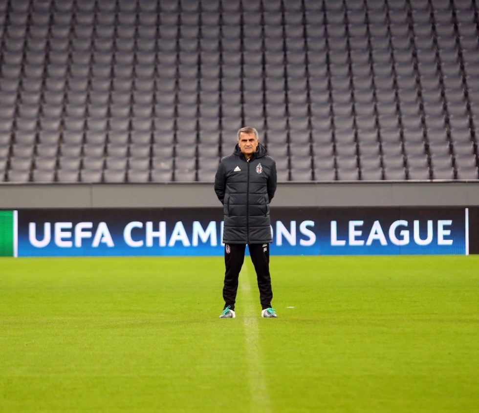 Beşiktaş hazırlıklarını tamamladı. İşte son antrenmandan kareler... - Görsel 6