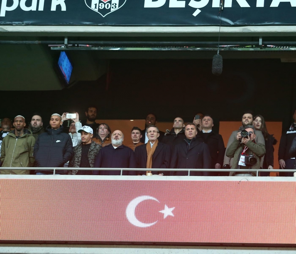 Beşiktaş, Fenerbahçe'yi Dolmabahçe'de devirdi! İşte karşılaşmadan görüntüler... - Görsel 59