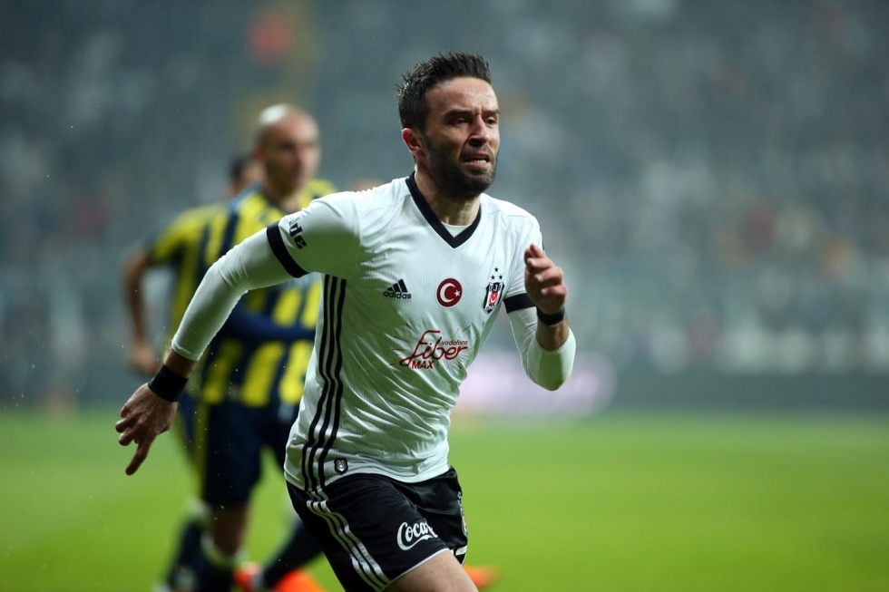 Beşiktaş - Fenerbahçe maçı hakkında yazılan 23 köşe yazısı - Görsel 1
