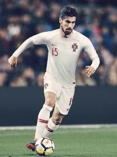 Ricardo Quaresma, Portekiz’in yeni formalarını tanıttı - Görsel 11