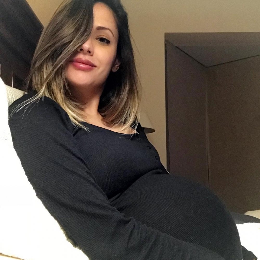 Fabri'nin eşi Adriana Reveron - Görsel 17