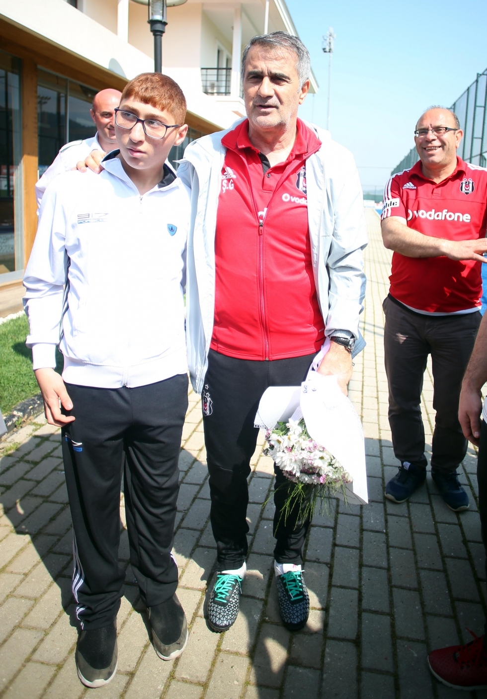 Beşiktaş antrenmanına özel konuklardan ziyaret - Görsel 5